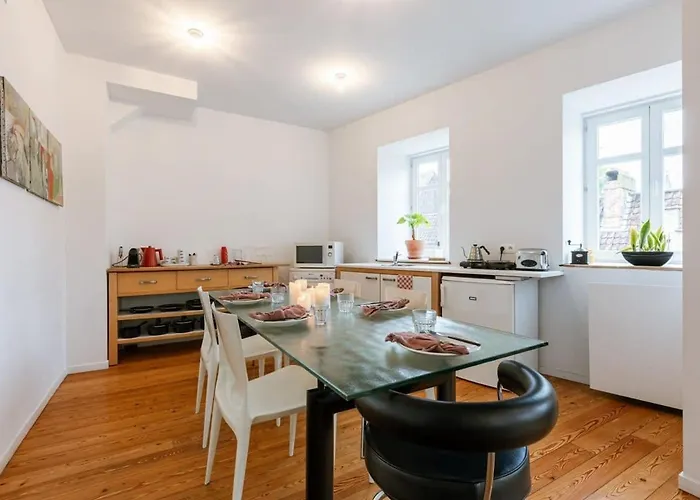 Huswell - 'the Crown' In * 헨트