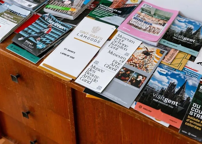 Huswell - 'the Crown' In * 헨트